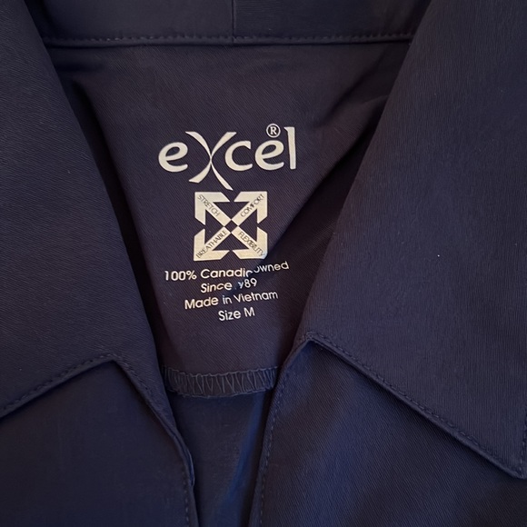 Brand new EXCEL comfort scrub top - Picture 4 of 6